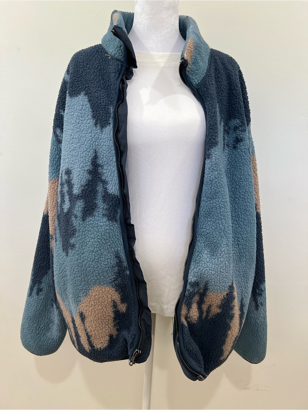Old Navy Teddy Zip-Up Jacket - XL